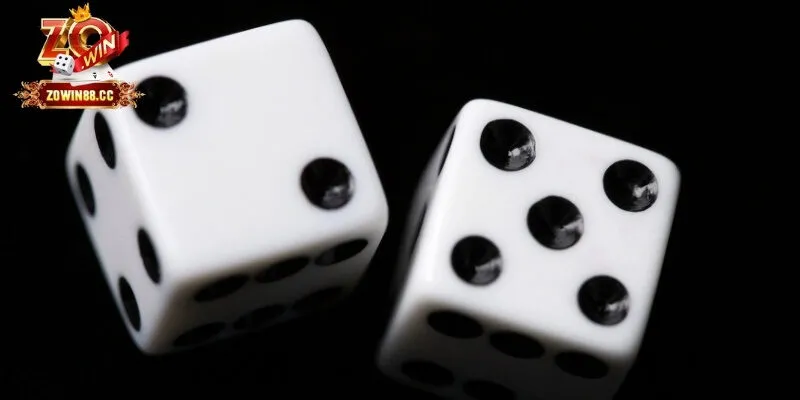 Dựa vào thời gian và cách lắc của dealer